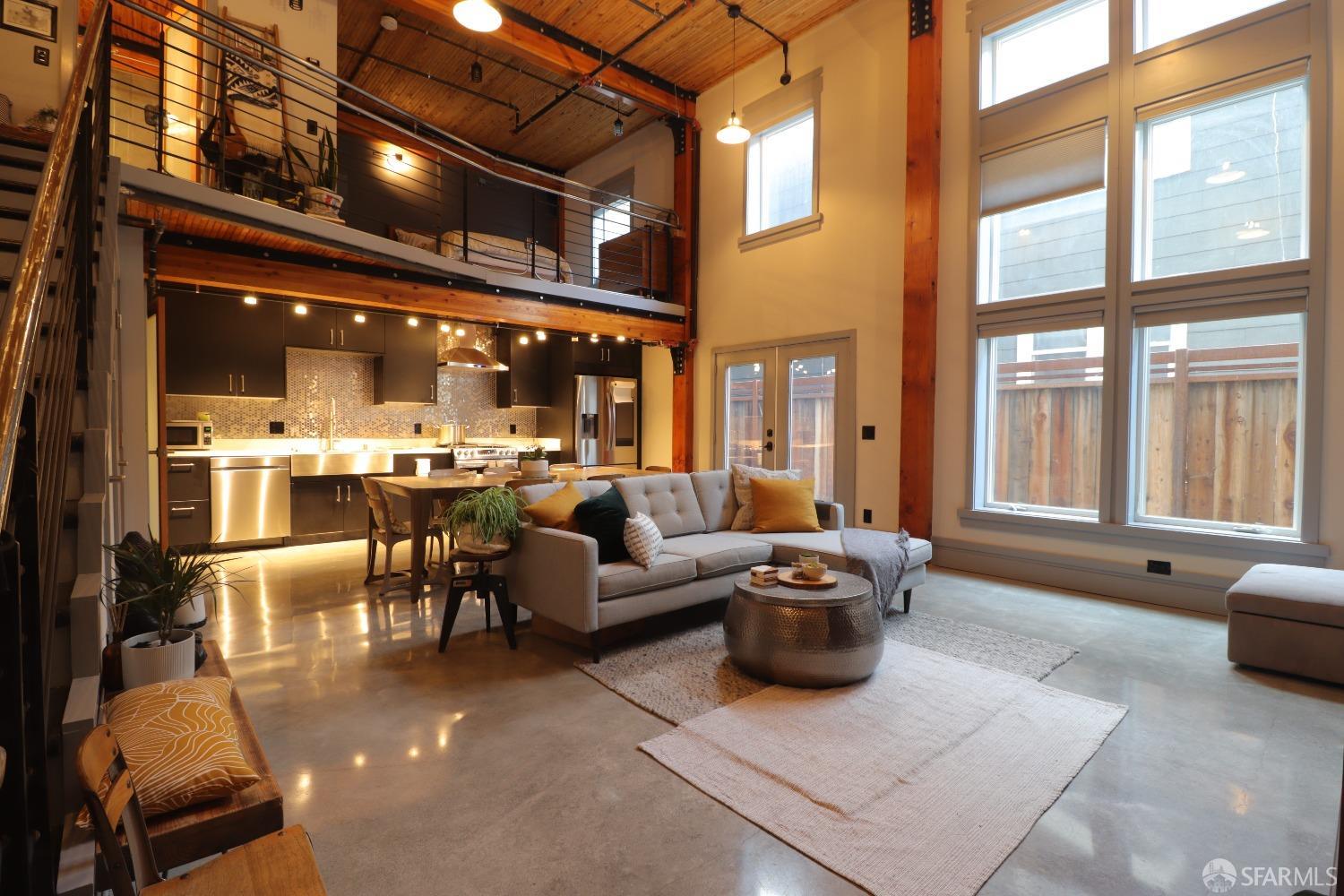 Detail Gallery Image 3 of 44 For 6105 San Pablo Ave #103,  Emeryville,  CA 94608 - 1 Beds | 1/1 Baths