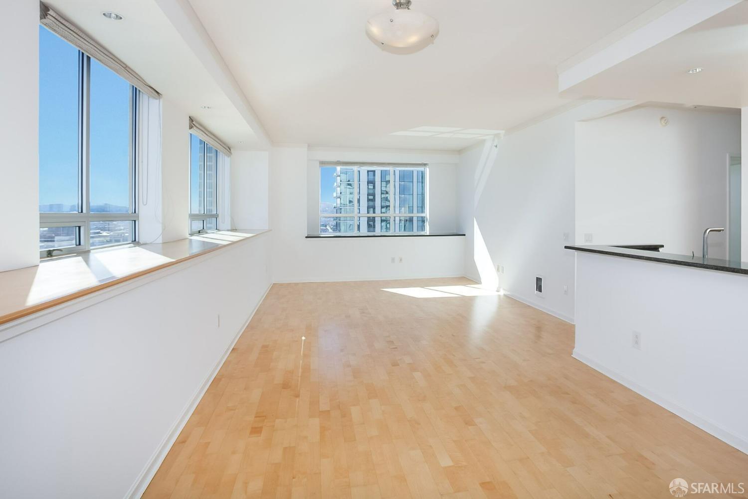Detail Gallery Image 1 of 14 For 400 Beale St #2306,  San Francisco,  CA 94105 - 2 Beds | 1 Baths
