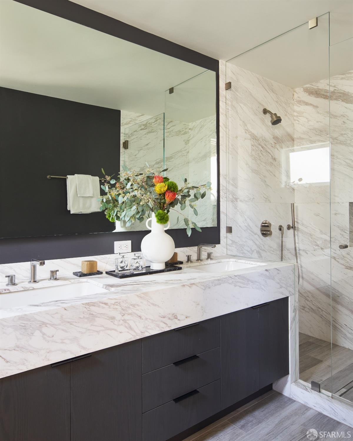 Detail Gallery Image 40 of 46 For 1338 Filbert St #D,  San Francisco,  CA 94109 - 3 Beds | 3 Baths