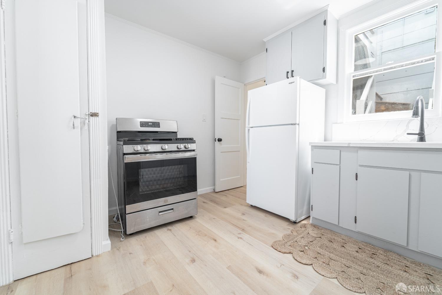 Detail Gallery Image 23 of 67 For 3539 Judah St, San Francisco,  CA 94122 - – Beds | – Baths