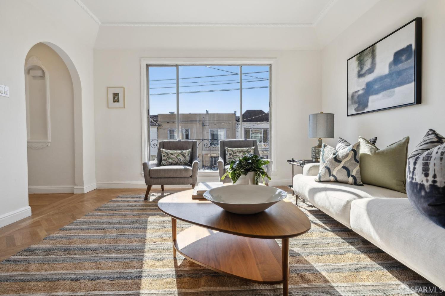 Detail Gallery Image 12 of 74 For 232 Talbert St, San Francisco,  CA 94134 - 4 Beds | 3 Baths