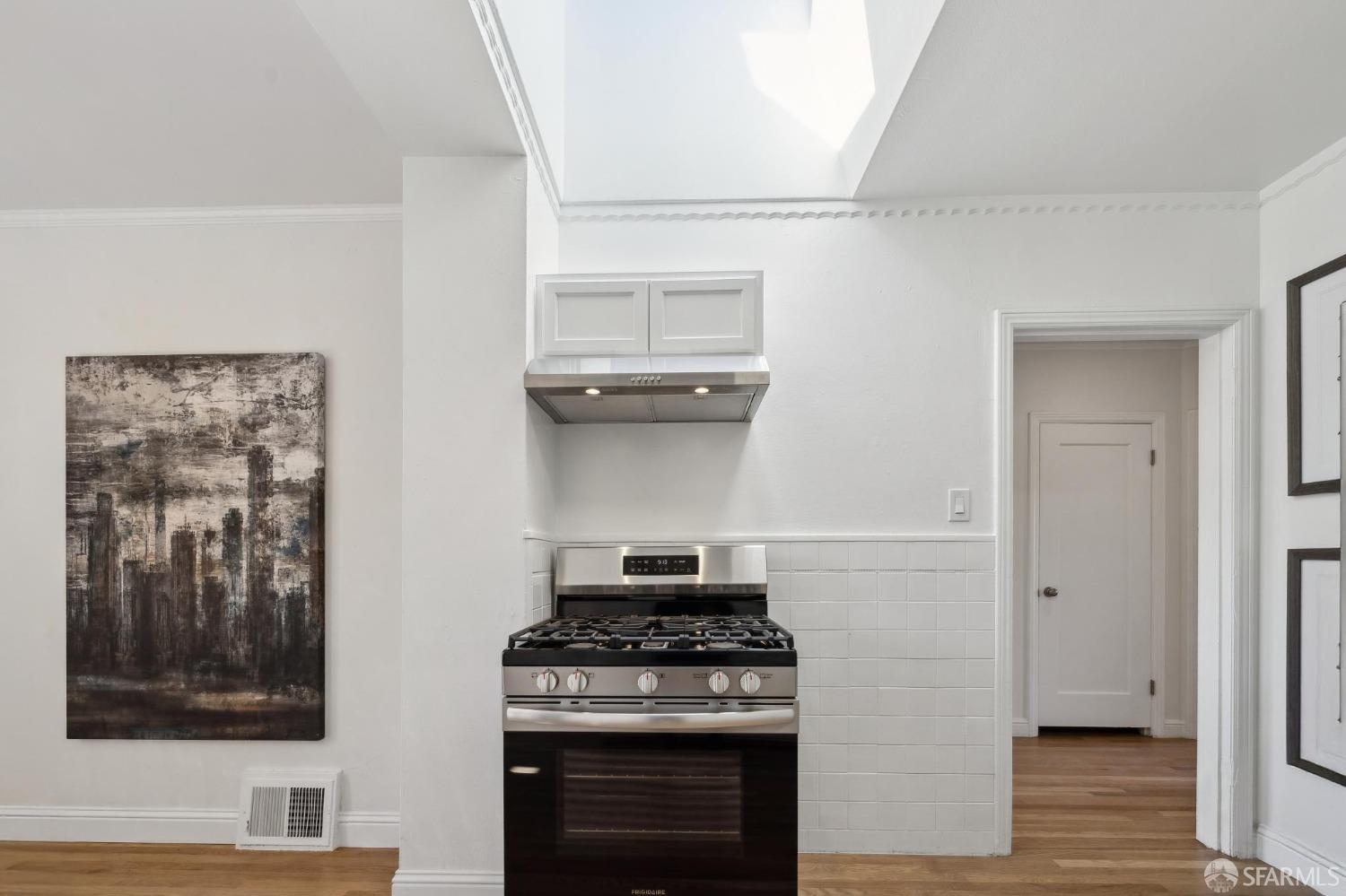Detail Gallery Image 22 of 74 For 232 Talbert St, San Francisco,  CA 94134 - 4 Beds | 3 Baths