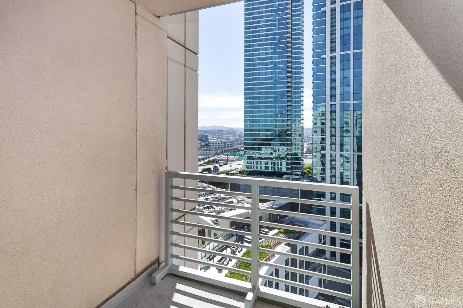 Detail Gallery Image 11 of 14 For 400 Beale St #2306,  San Francisco,  CA 94105 - 2 Beds | 1 Baths