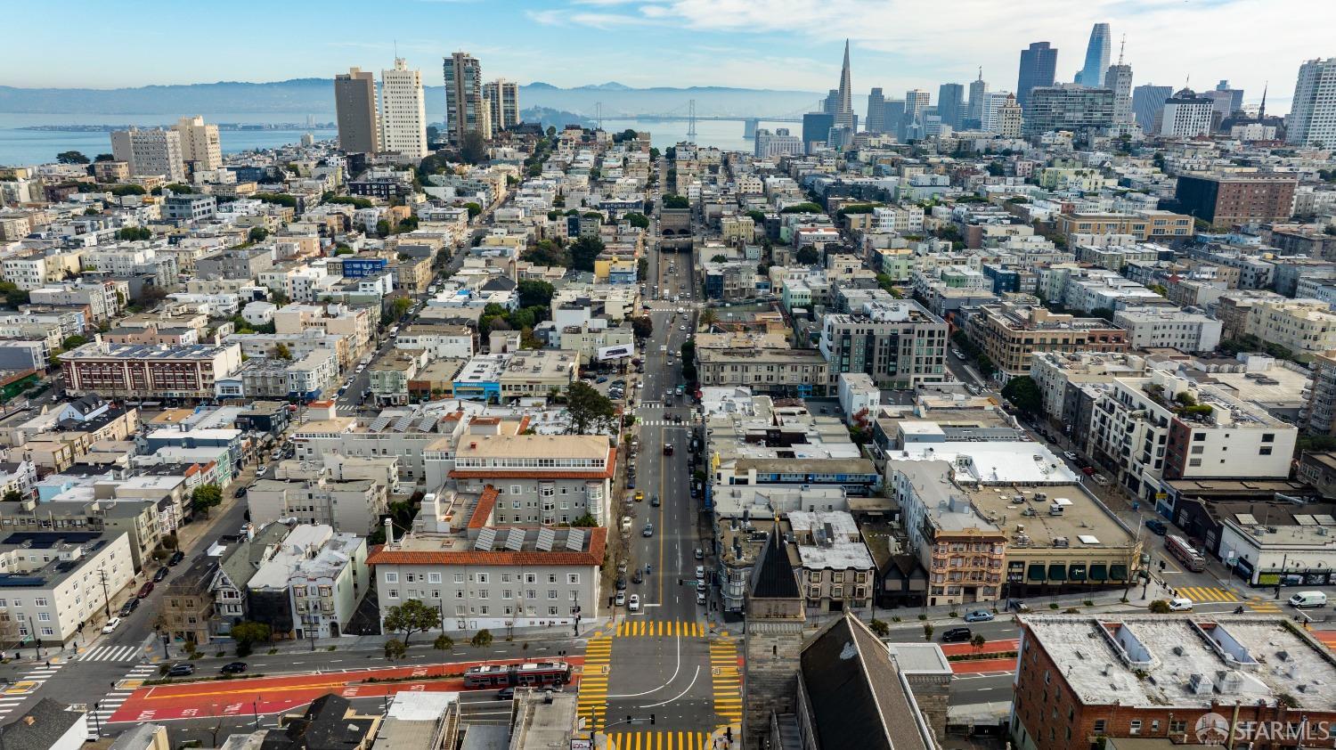 Detail Gallery Image 16 of 20 For 2160 Van Ness Ave, San Francisco,  CA 94109 - – Beds | – Baths