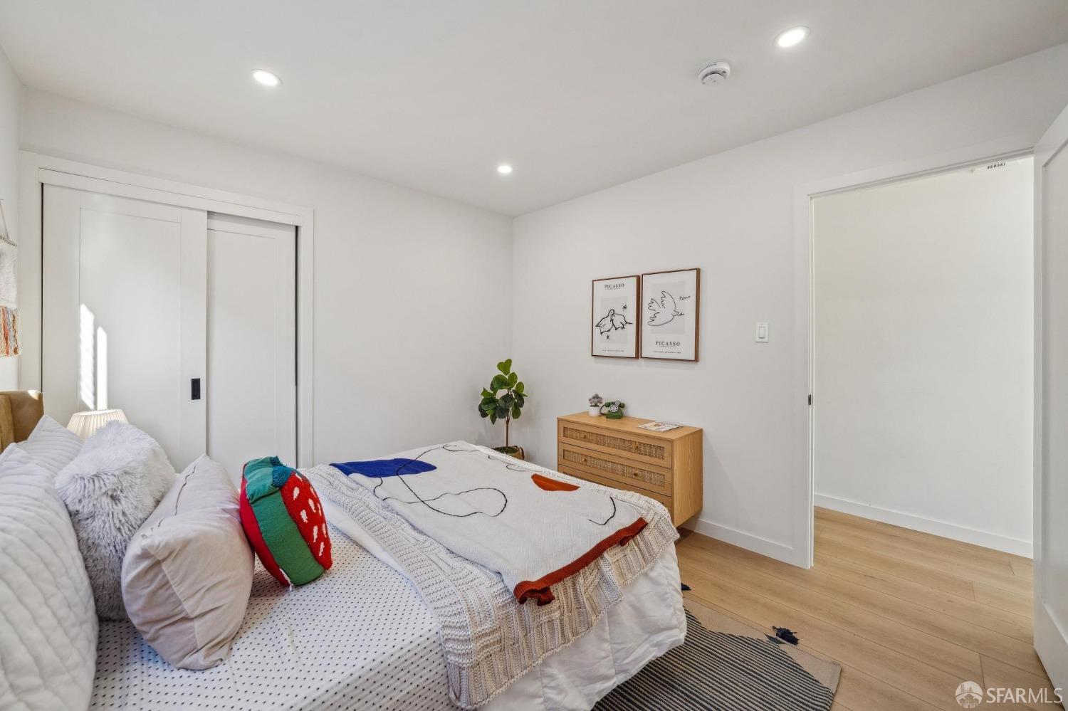 Detail Gallery Image 39 of 77 For 198 Shipley Ave, Daly City,  CA 94015 - 5 Beds | 3 Baths