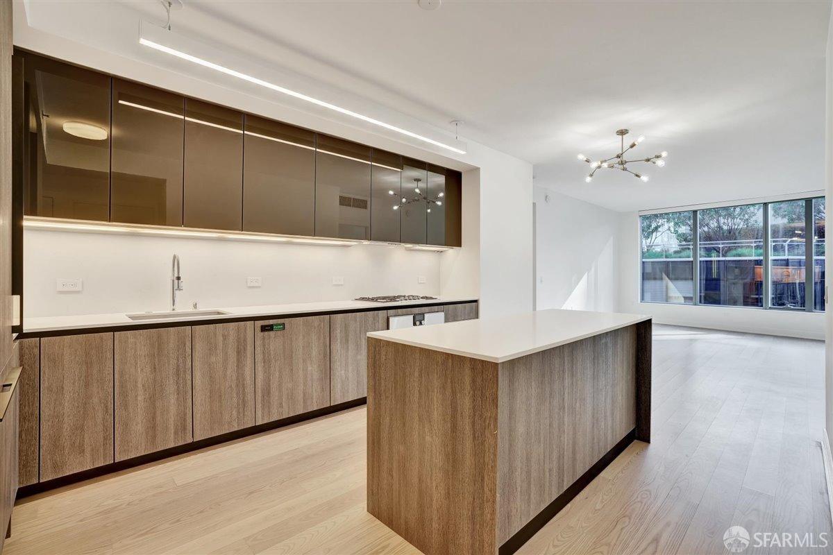 Detail Gallery Image 1 of 49 For 338 Main St 9f,  San Francisco,  CA 94105 - 2 Beds | 2 Baths