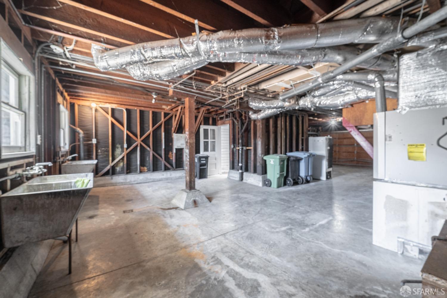 Detail Gallery Image 41 of 67 For 3539 Judah St, San Francisco,  CA 94122 - – Beds | – Baths