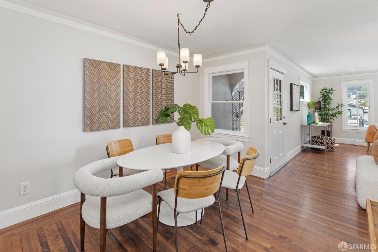 Detail Gallery Image 7 of 38 For 287 Staples Ave, San Francisco,  CA 94112 - 2 Beds | 1 Baths