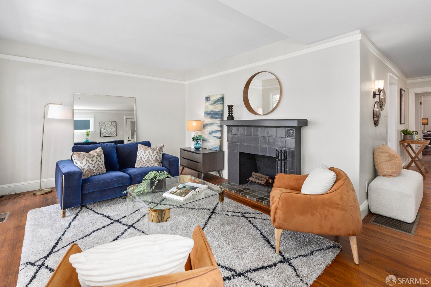 Detail Gallery Image 5 of 38 For 287 Staples Ave, San Francisco,  CA 94112 - 2 Beds | 1 Baths