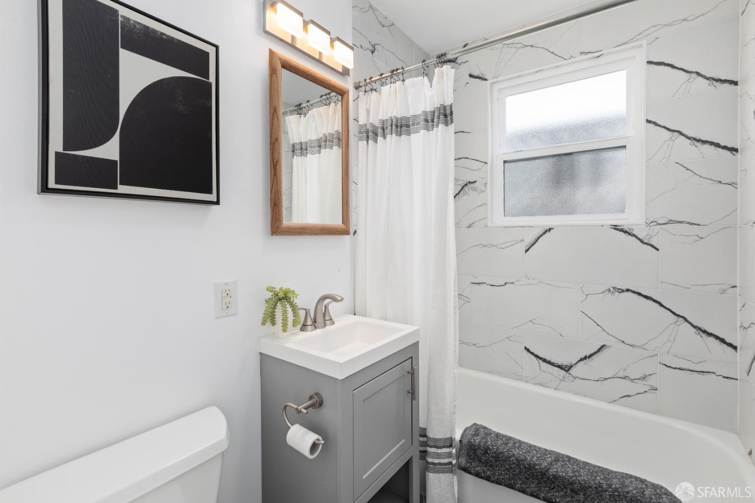 Detail Gallery Image 15 of 38 For 287 Staples Ave, San Francisco,  CA 94112 - 2 Beds | 1 Baths