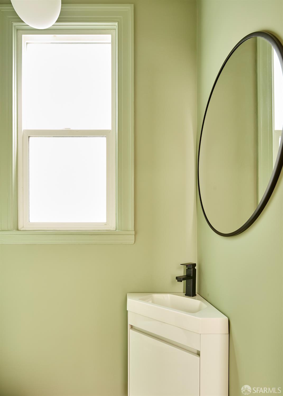Detail Gallery Image 22 of 27 For 2877 Turk Blvd, San Francisco,  CA 94118 - 3 Beds | 3/1 Baths
