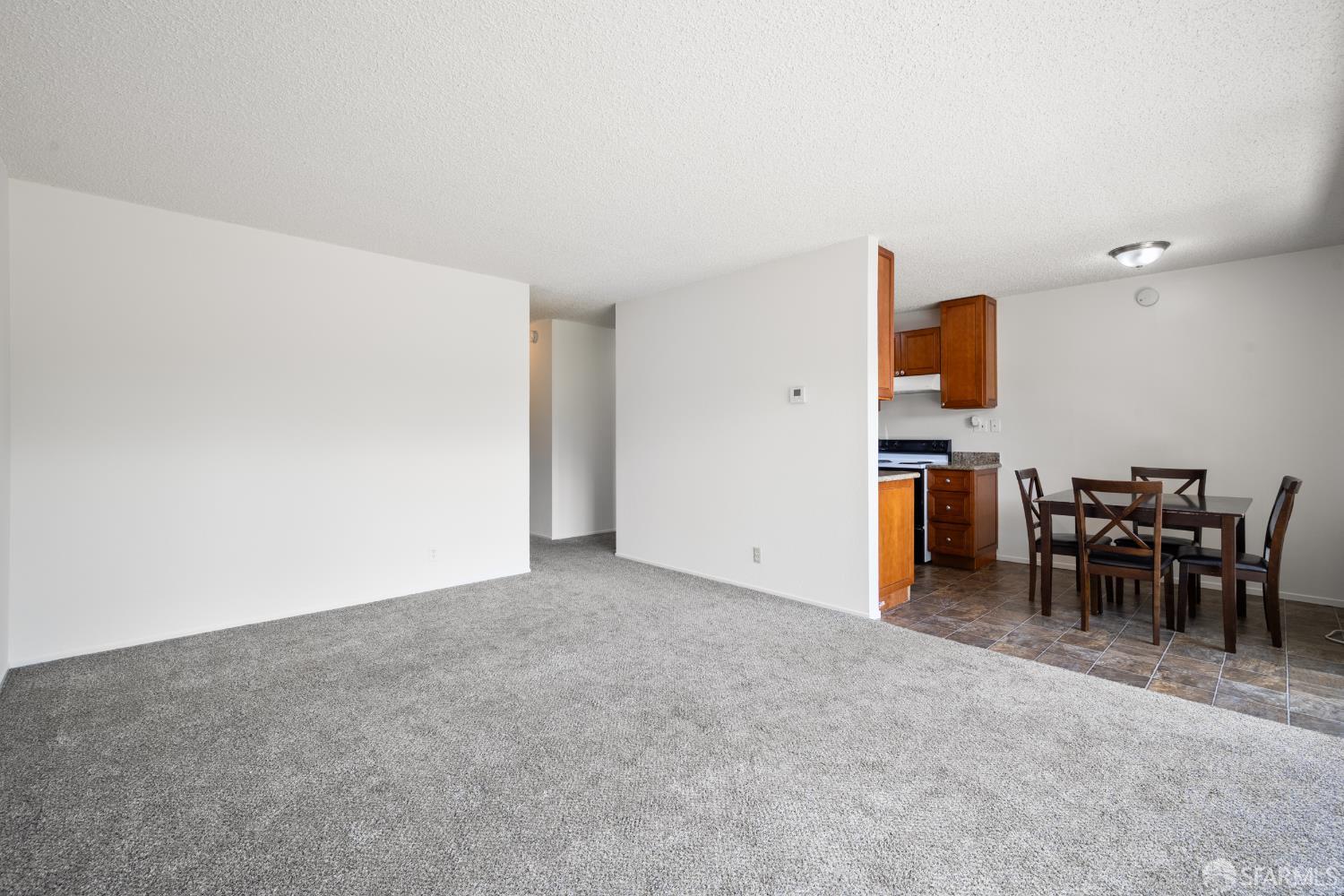Detail Gallery Image 11 of 26 For 1919 Ygnacio Valley Rd #33,  Walnut Creek,  CA 94598 - 2 Beds | 1/1 Baths