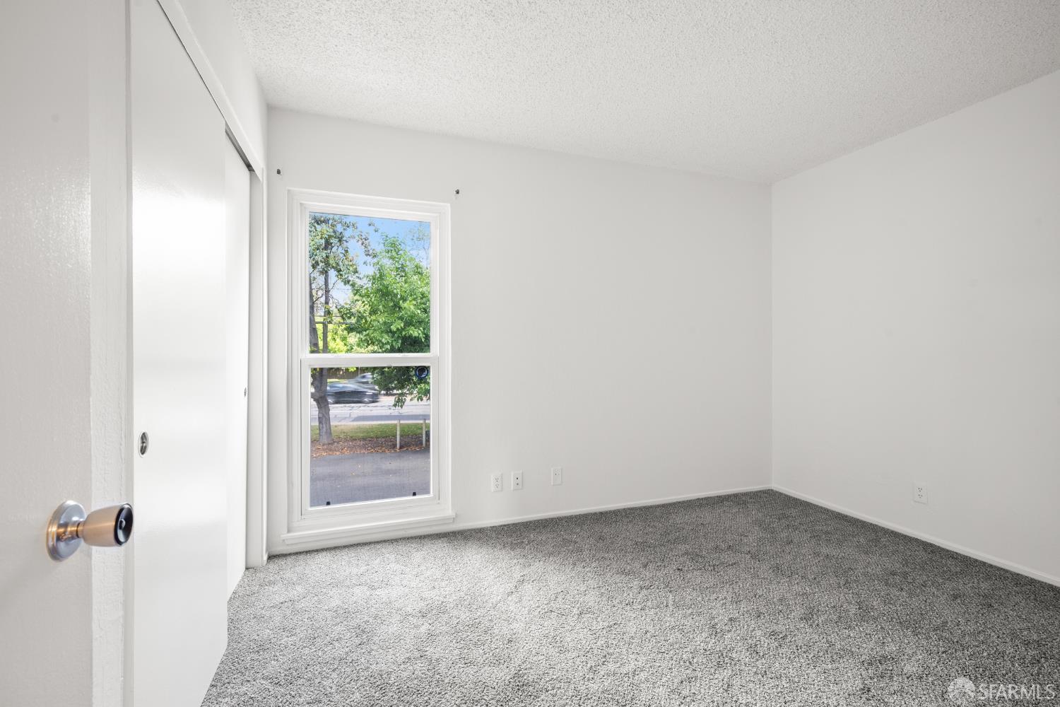Detail Gallery Image 19 of 26 For 1919 Ygnacio Valley Rd #33,  Walnut Creek,  CA 94598 - 2 Beds | 1/1 Baths