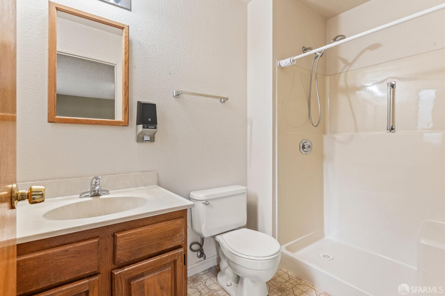 Isabelle Avenue, San Mateo, California image 27