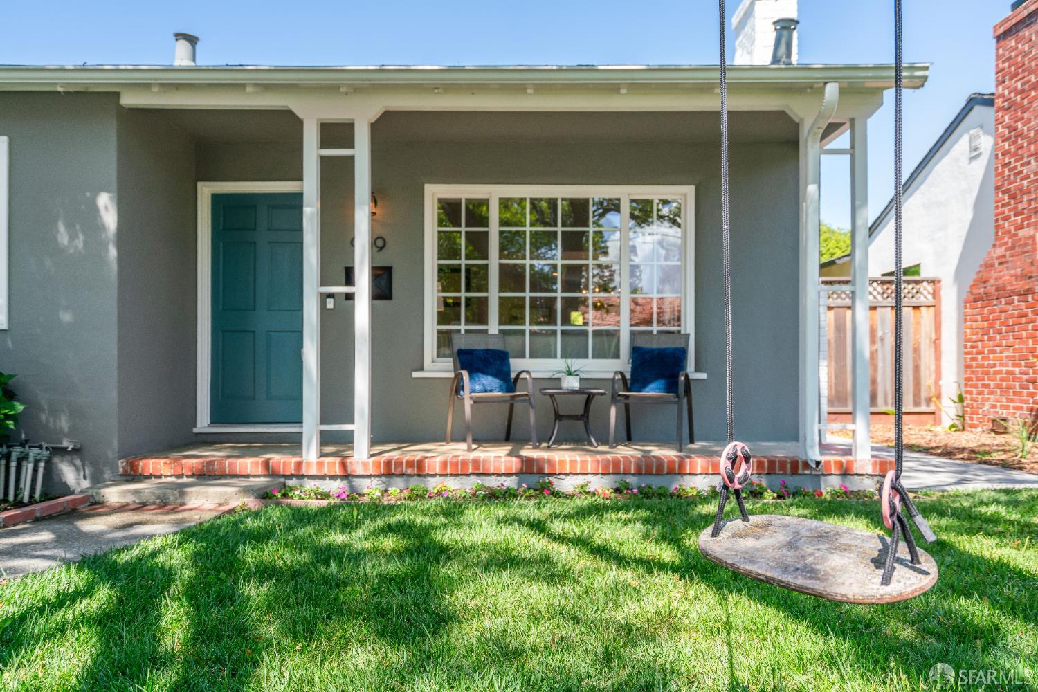 Detail Gallery Image 31 of 33 For 959 Johnson St, Redwood City,  CA 94061 - 3 Beds | 2 Baths