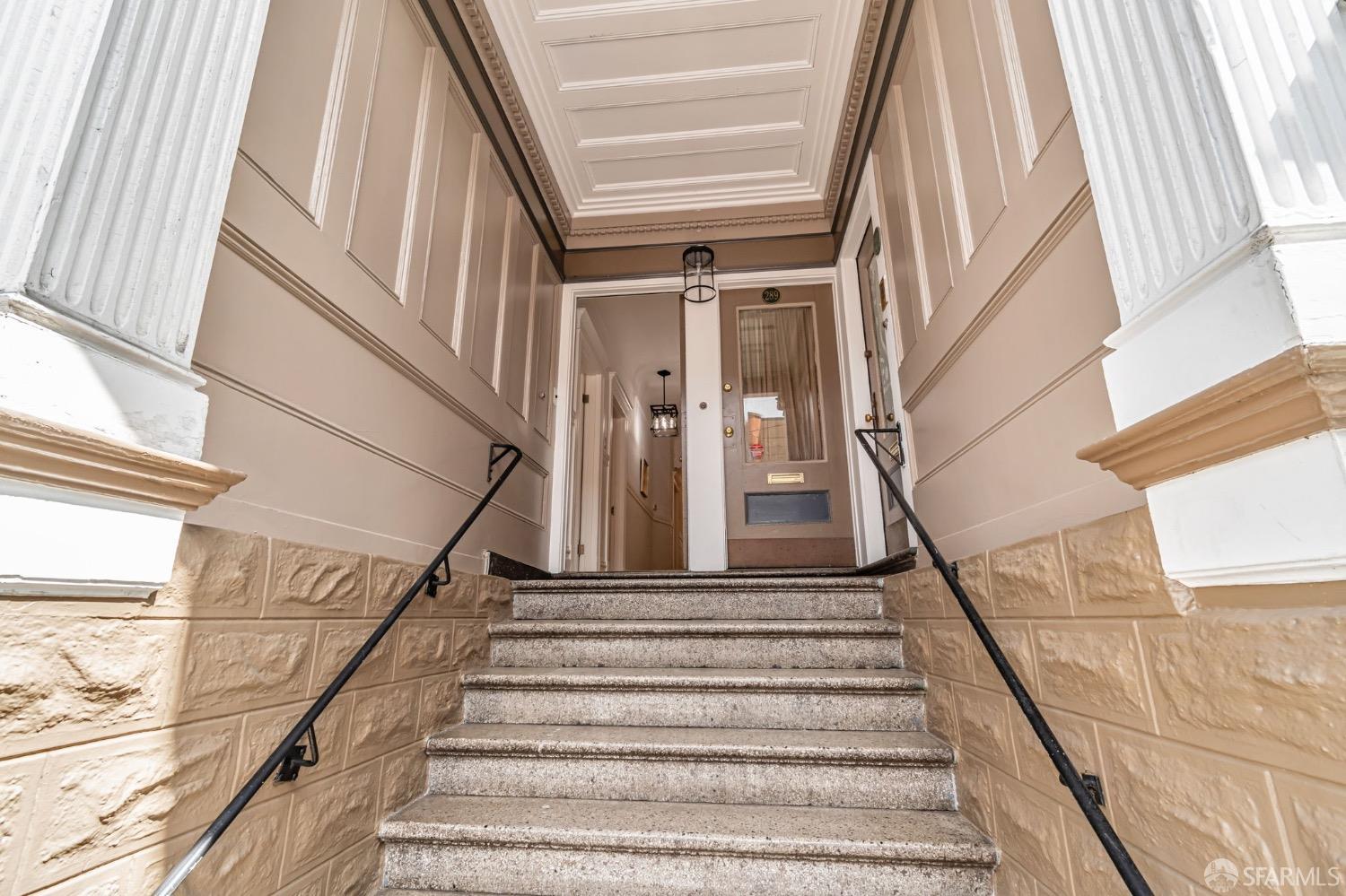 Detail Gallery Image 39 of 45 For 287 Church St, San Francisco,  CA 94114 - 2 Beds | 2 Baths