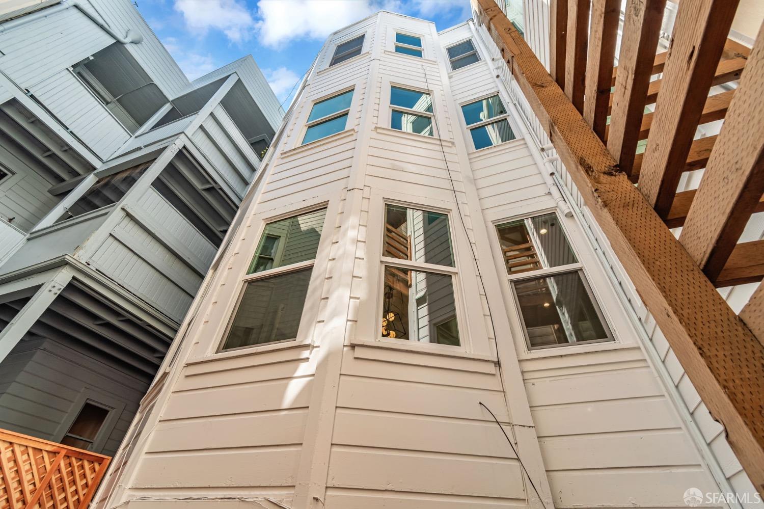 Detail Gallery Image 41 of 45 For 287 Church St, San Francisco,  CA 94114 - 2 Beds | 2 Baths