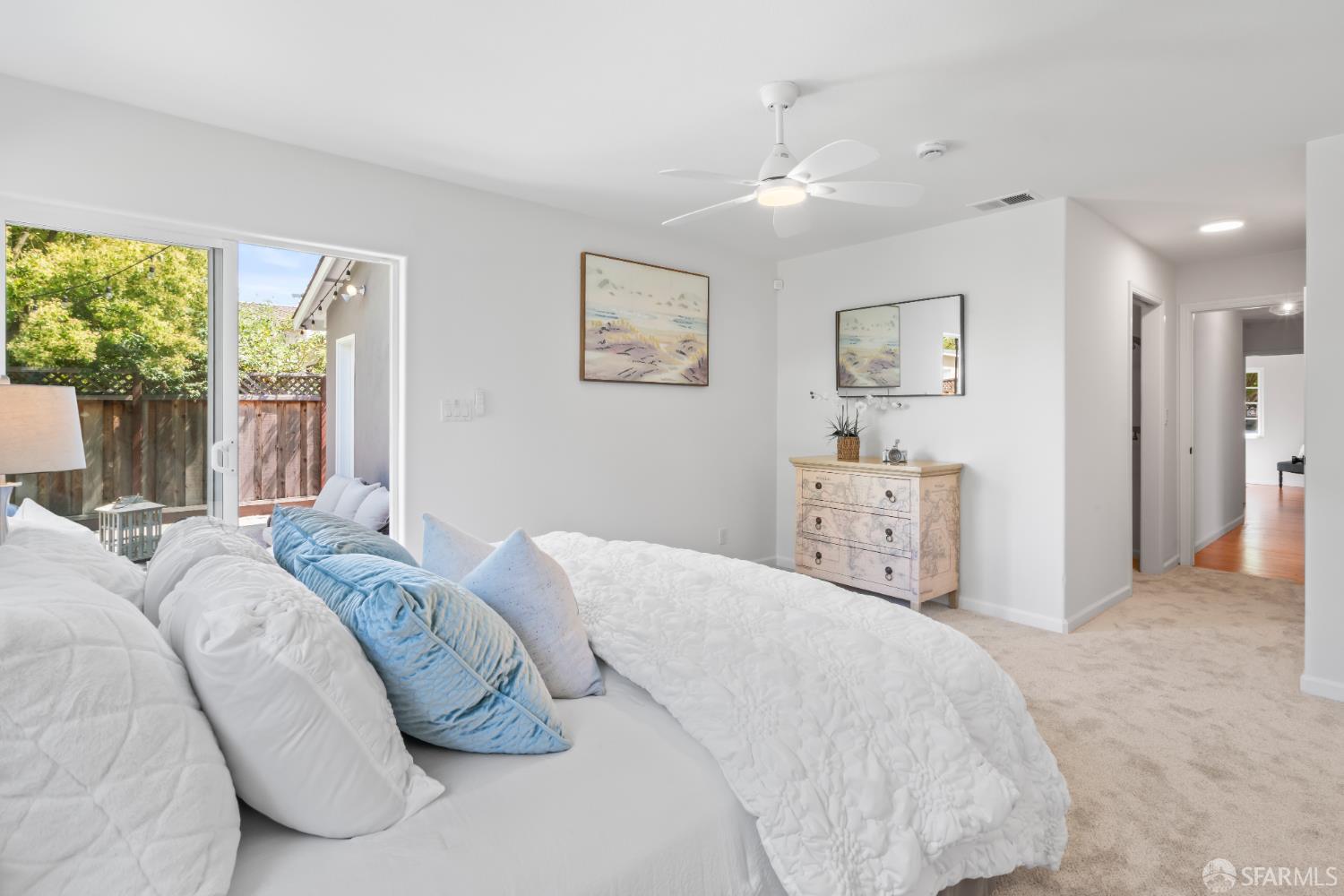 Detail Gallery Image 13 of 33 For 959 Johnson St, Redwood City,  CA 94061 - 3 Beds | 2 Baths