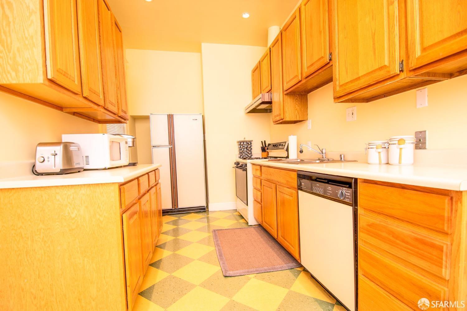 Detail Gallery Image 8 of 12 For 48 Elgin Park Pl, San Francisco,  CA 94103 - 1 Beds | 1 Baths