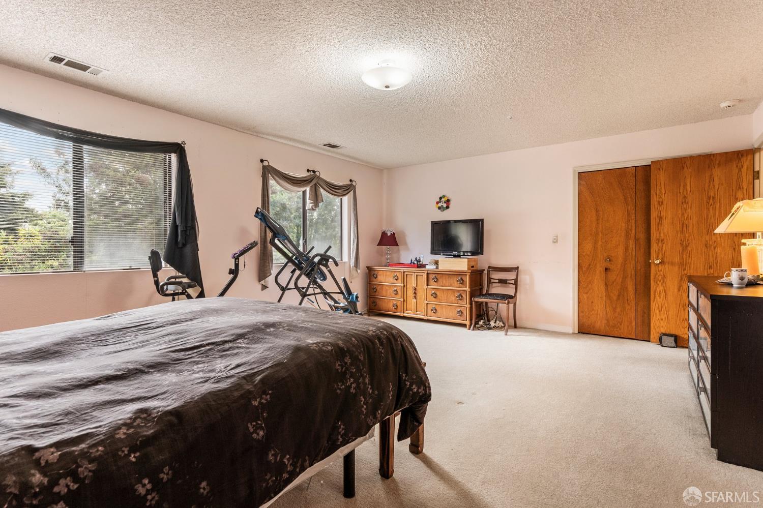 Detail Gallery Image 54 of 63 For 2108 Isabelle Ave, San Mateo,  CA 94403 - 13 Beds | 13 Baths