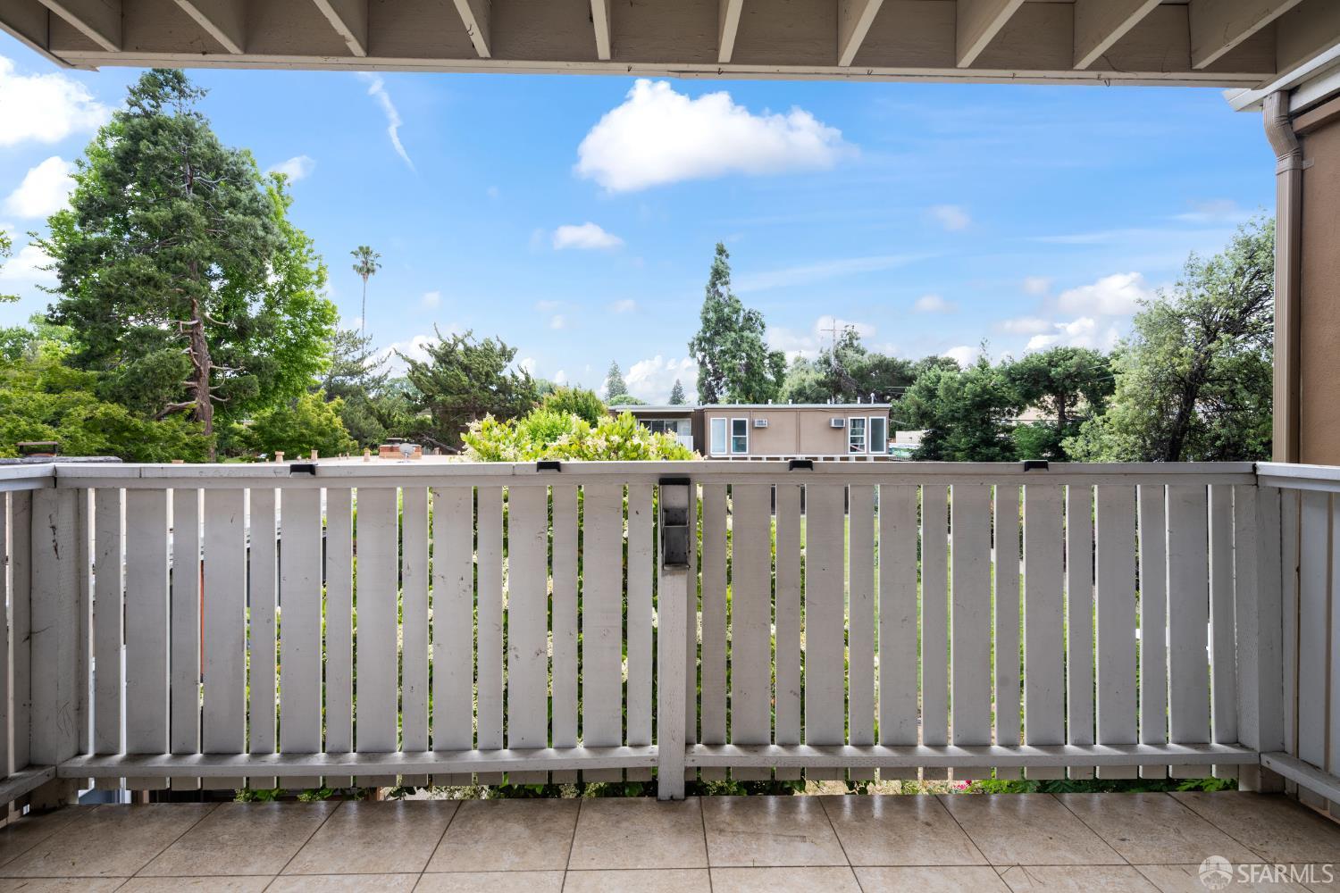 Detail Gallery Image 21 of 26 For 1919 Ygnacio Valley Rd #33,  Walnut Creek,  CA 94598 - 2 Beds | 1/1 Baths