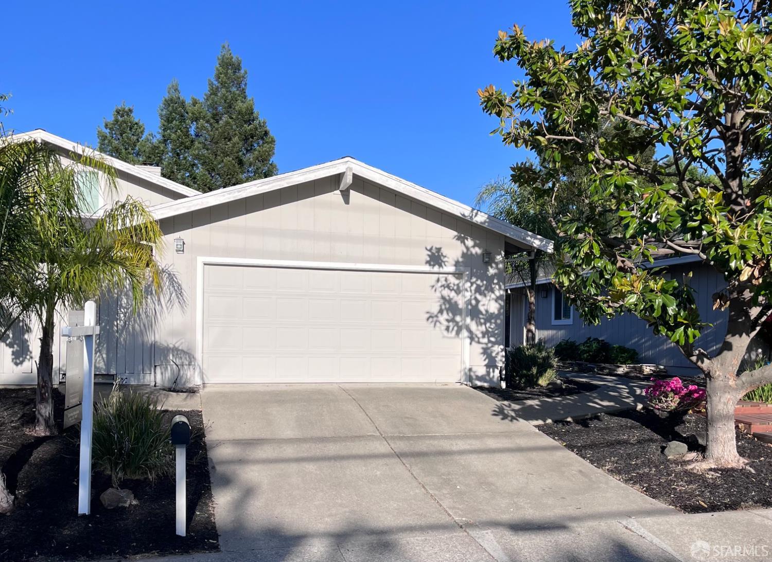 Detail Gallery Image 22 of 22 For 139 Hall Ln, Walnut Creek,  CA 94597 - 2 Beds | 3/1 Baths