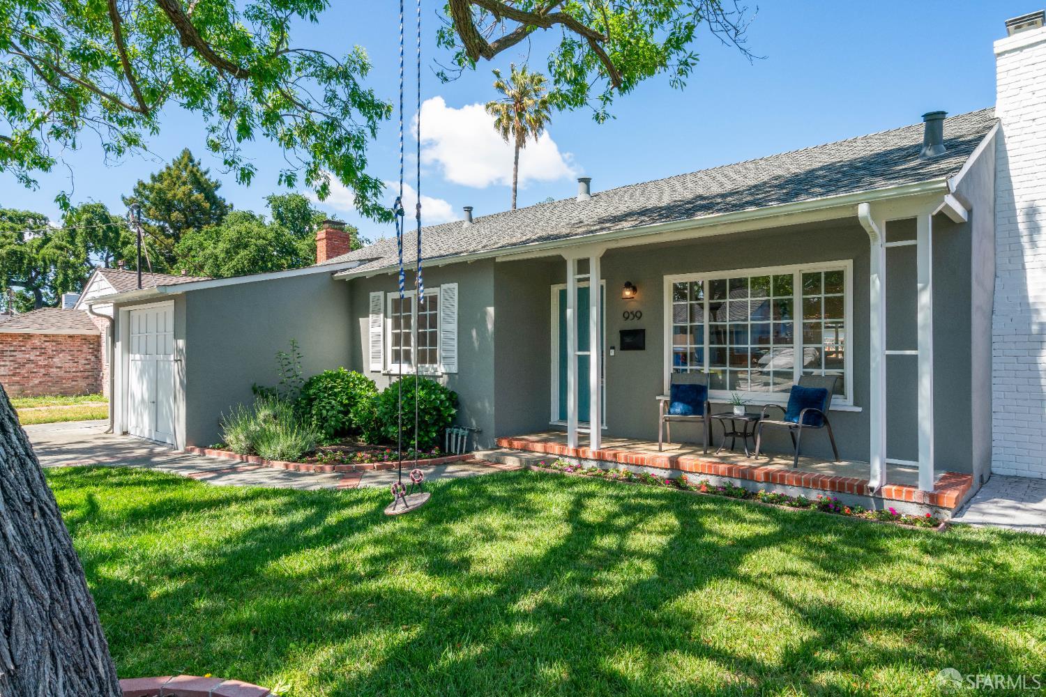 Detail Gallery Image 29 of 33 For 959 Johnson St, Redwood City,  CA 94061 - 3 Beds | 2 Baths