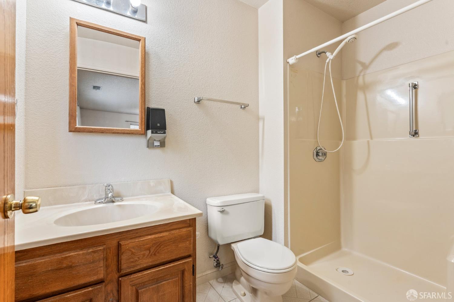 Isabelle Avenue, San Mateo, California image 22