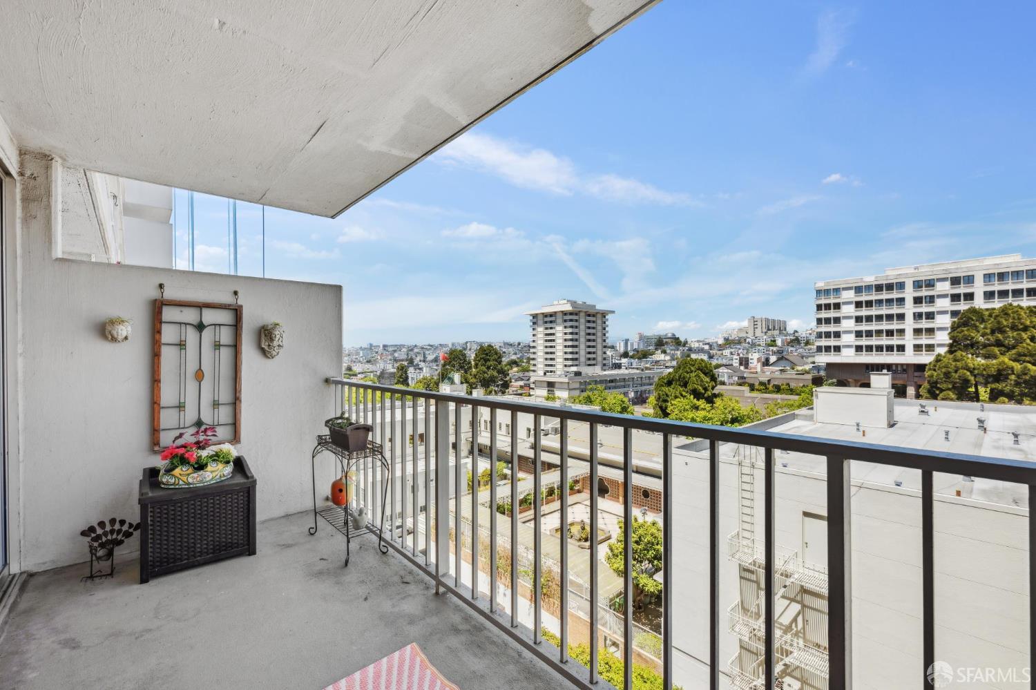 Detail Gallery Image 10 of 48 For 66 Cleary Ct #706,  San Francisco,  CA 94109 - 3 Beds | 2 Baths