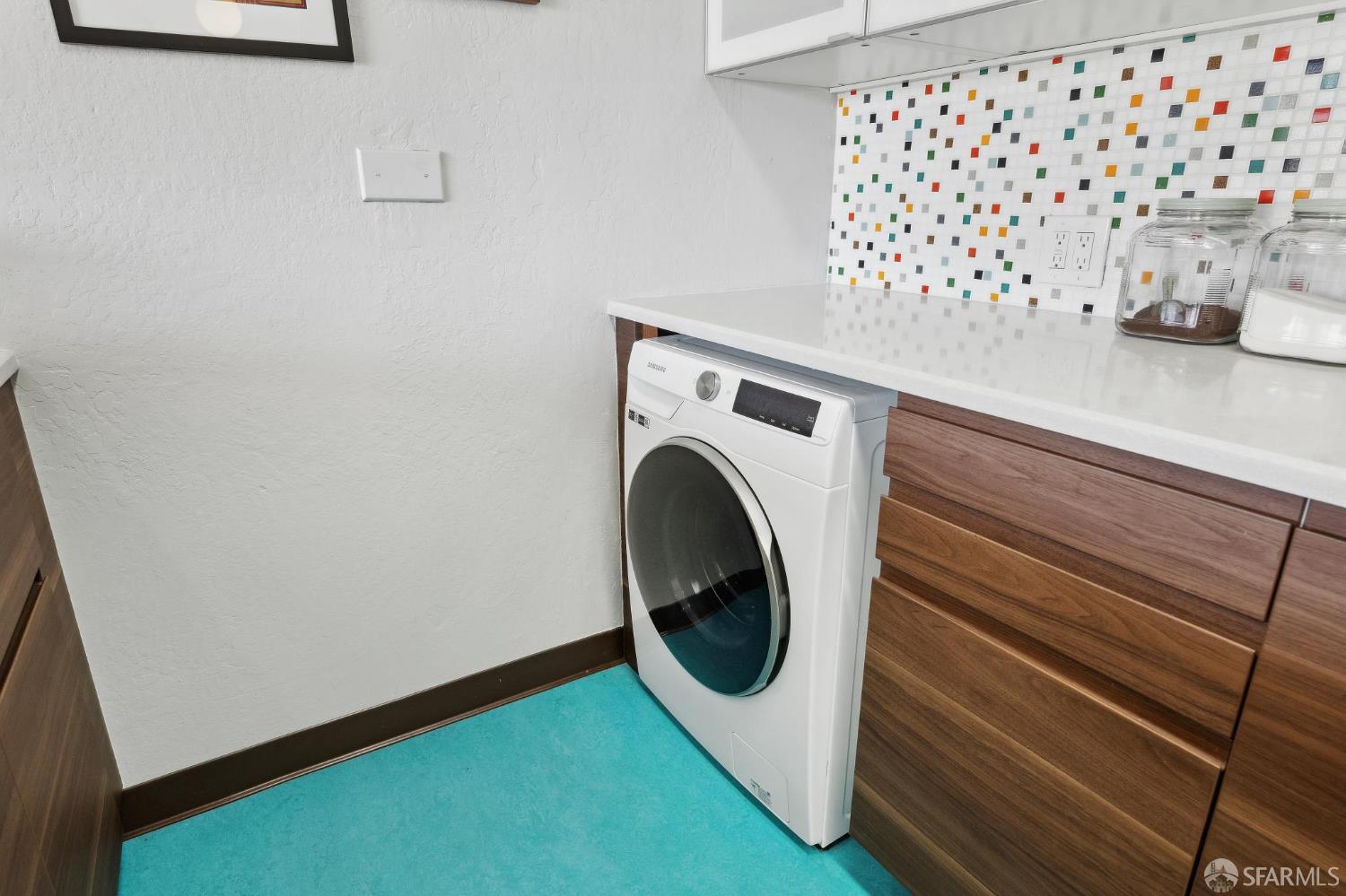 Detail Gallery Image 19 of 48 For 66 Cleary Ct #706,  San Francisco,  CA 94109 - 3 Beds | 2 Baths