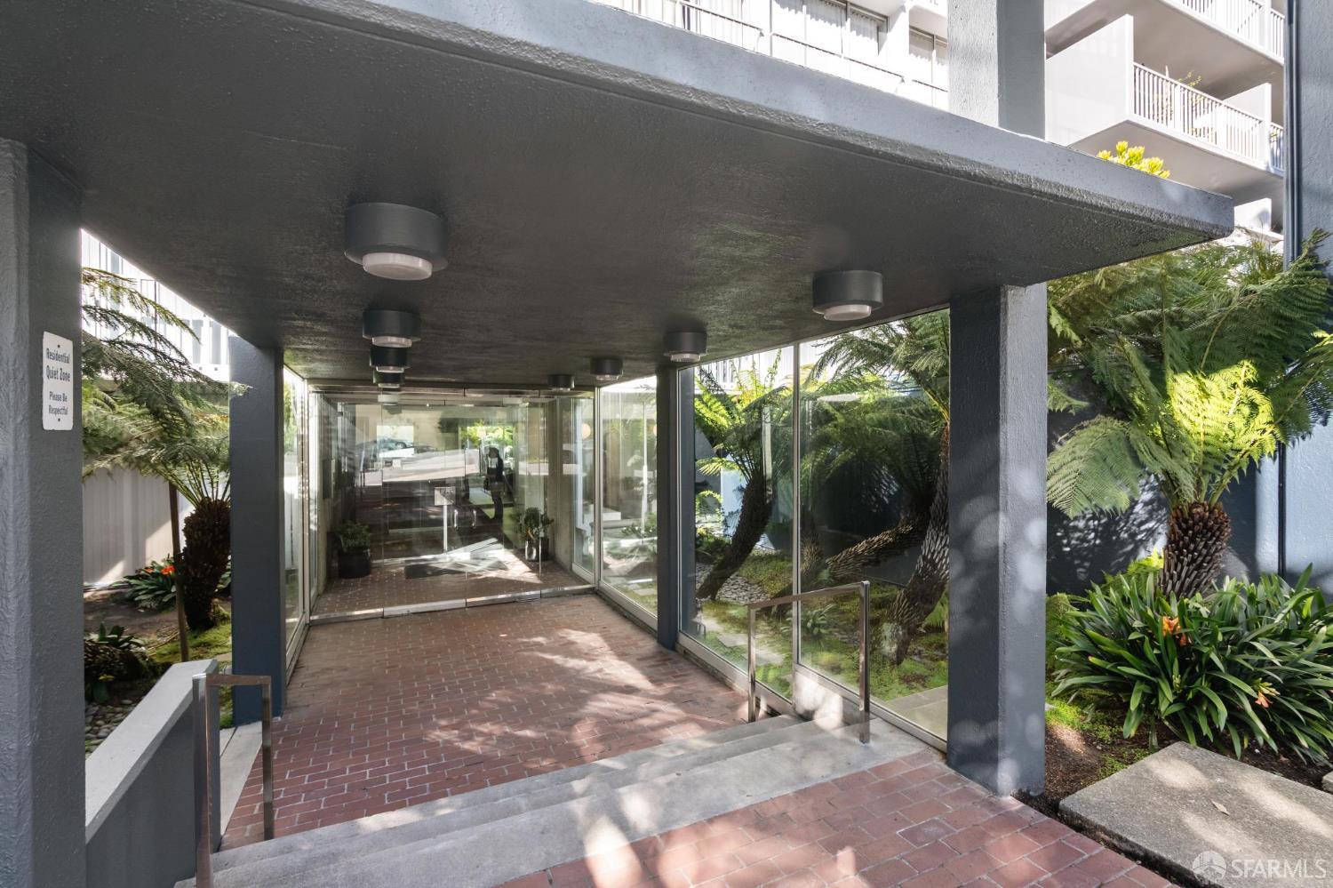 Detail Gallery Image 32 of 48 For 66 Cleary Ct #706,  San Francisco,  CA 94109 - 3 Beds | 2 Baths