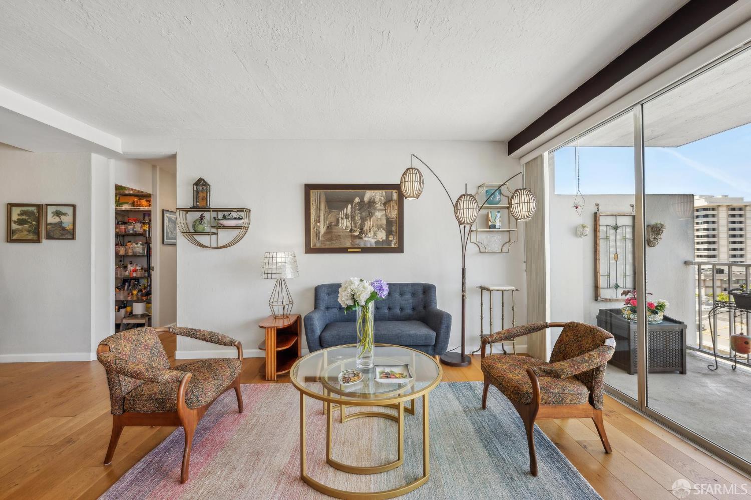 Detail Gallery Image 7 of 48 For 66 Cleary Ct #706,  San Francisco,  CA 94109 - 3 Beds | 2 Baths