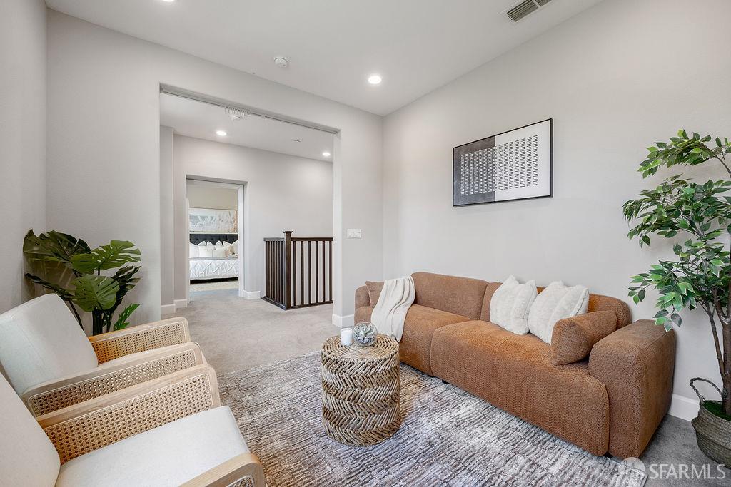 Detail Gallery Image 28 of 55 For 192 Montevina Way, Hayward,  CA 94545 - 5 Beds | 3 Baths
