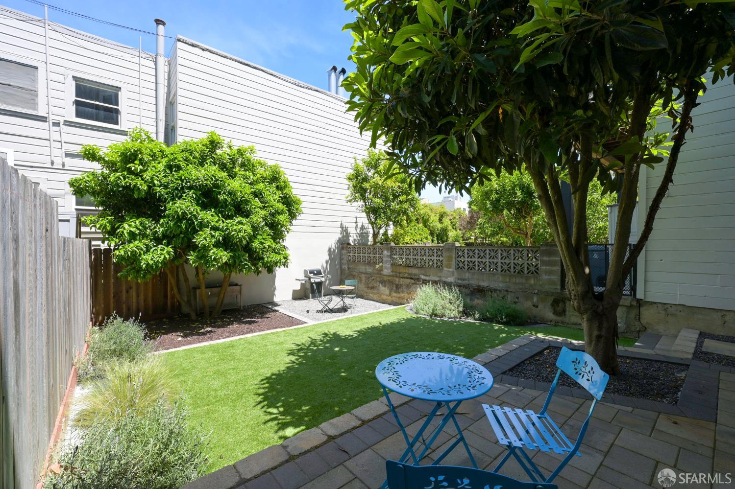 Detail Gallery Image 12 of 67 For 1680 Union St, San Francisco,  CA 94123 - – Beds | – Baths