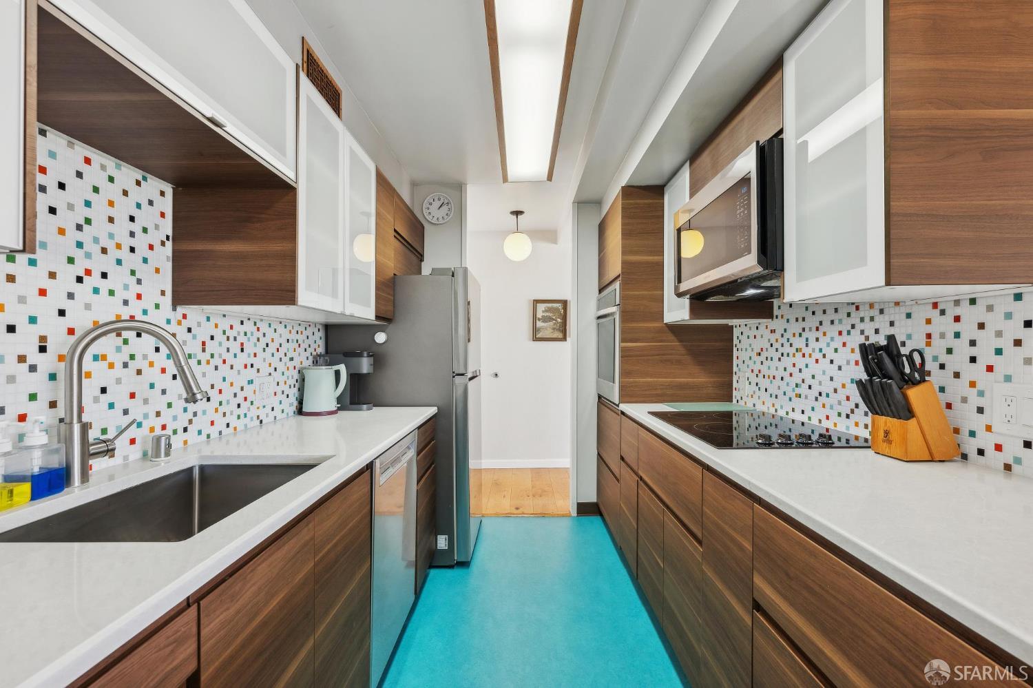 Detail Gallery Image 18 of 48 For 66 Cleary Ct #706,  San Francisco,  CA 94109 - 3 Beds | 2 Baths