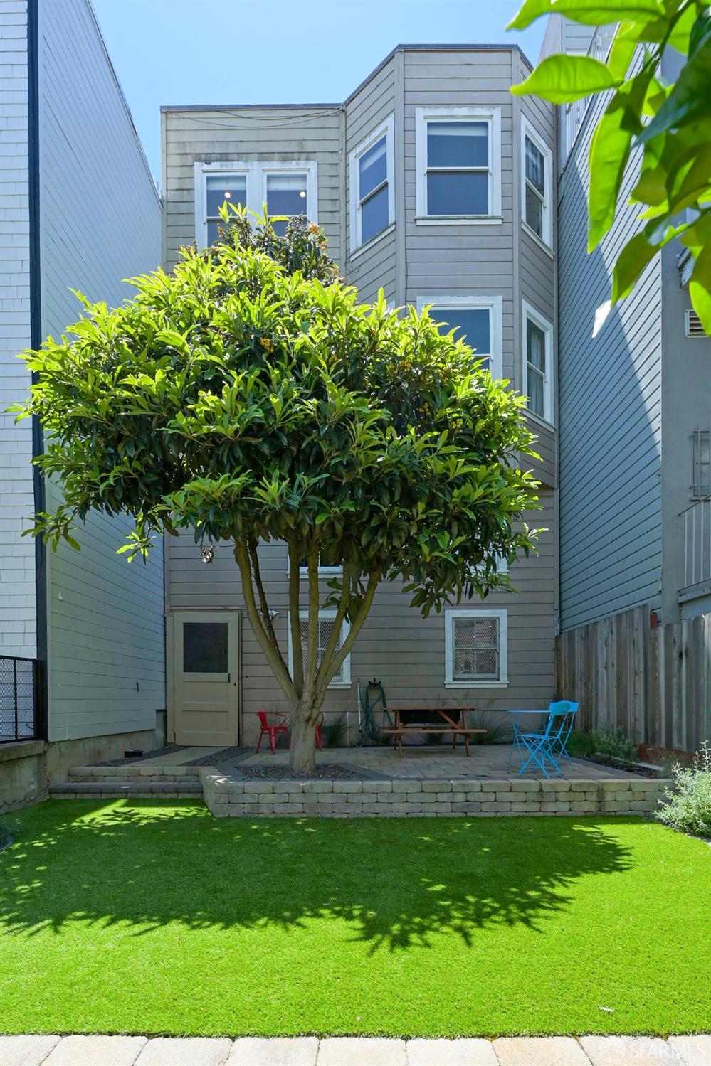Detail Gallery Image 10 of 67 For 1680 Union St, San Francisco,  CA 94123 - – Beds | – Baths