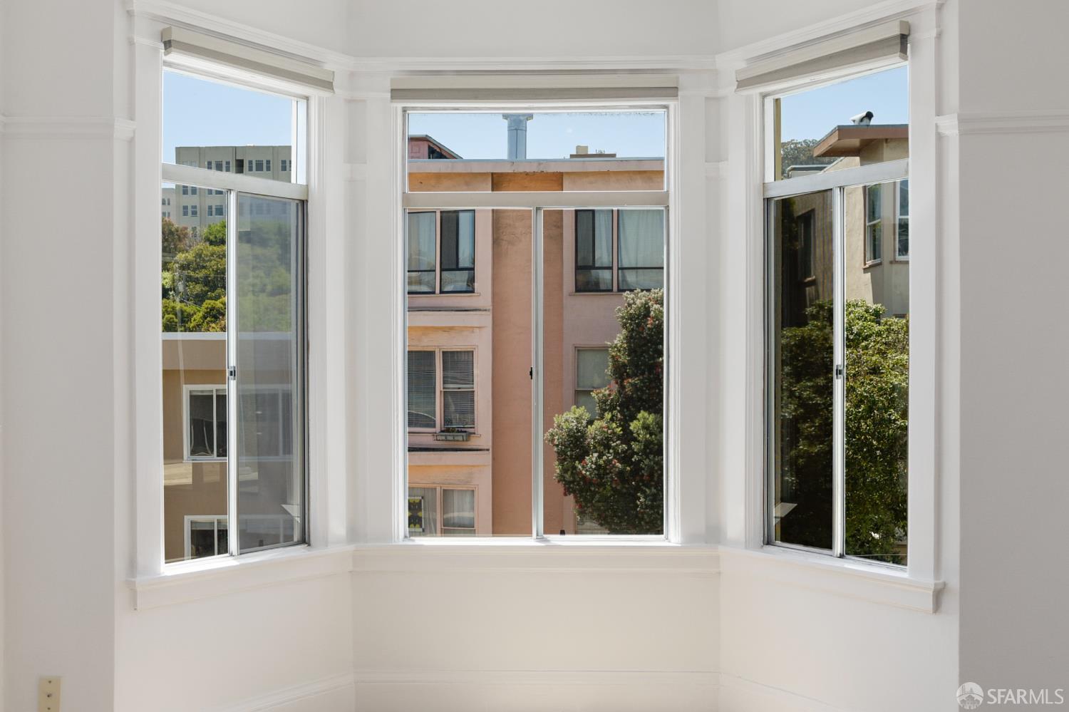 Detail Gallery Image 18 of 67 For 1680 Union St, San Francisco,  CA 94123 - – Beds | – Baths