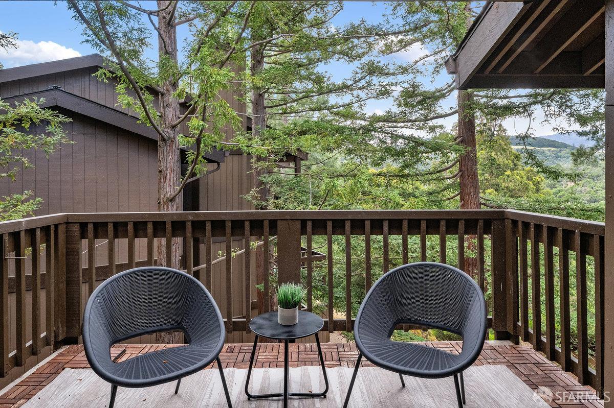Detail Gallery Image 38 of 54 For 3349 Brittan Ave #12,  San Carlos,  CA 94070 - 3 Beds | 2 Baths