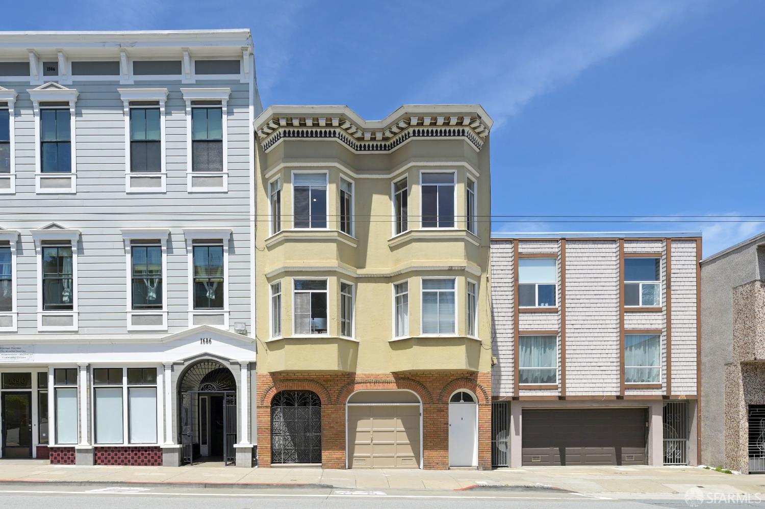 Detail Gallery Image 3 of 67 For 1680 Union St, San Francisco,  CA 94123 - – Beds | – Baths