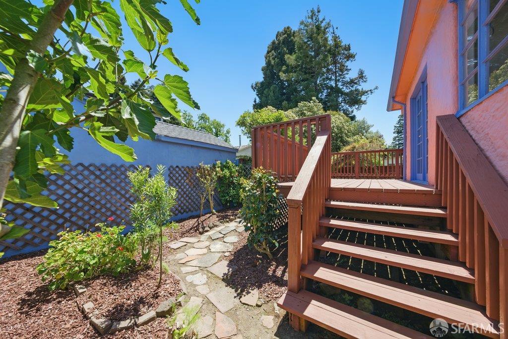 Detail Gallery Image 27 of 34 For 1141 Evelyn Ave, Albany,  CA 94706 - – Beds | – Baths