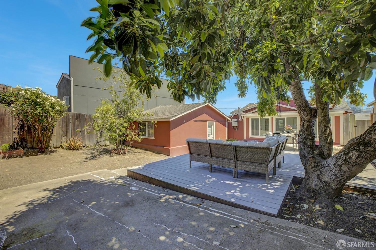 Detail Gallery Image 24 of 41 For 103 Green Ave, South San Francisco,  CA 94080 - 2 Beds | 2 Baths