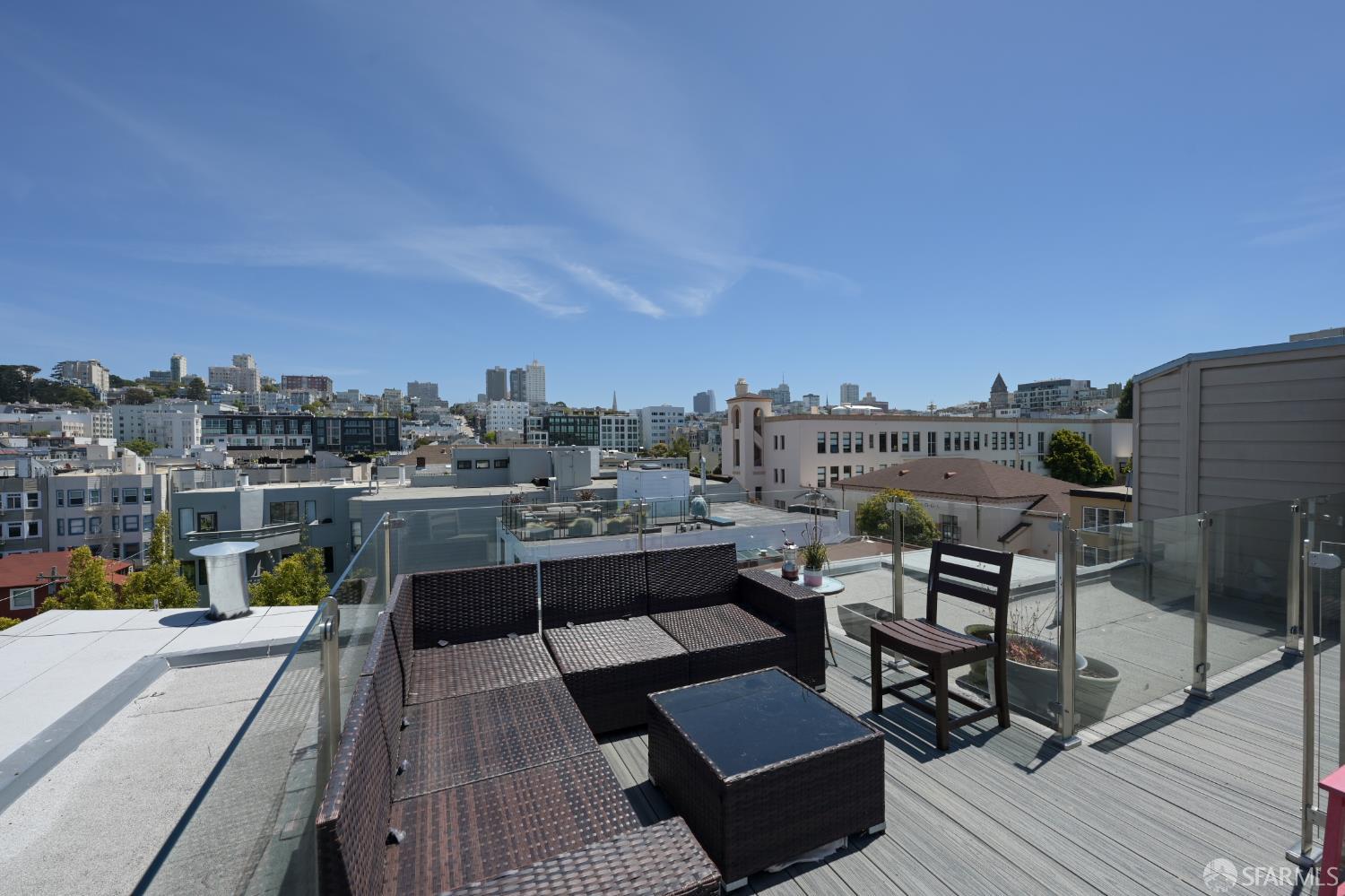 Detail Gallery Image 56 of 67 For 1680 Union St, San Francisco,  CA 94123 - – Beds | – Baths