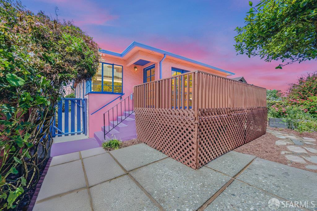 Detail Gallery Image 4 of 34 For 1141 Evelyn Ave, Albany,  CA 94706 - – Beds | – Baths