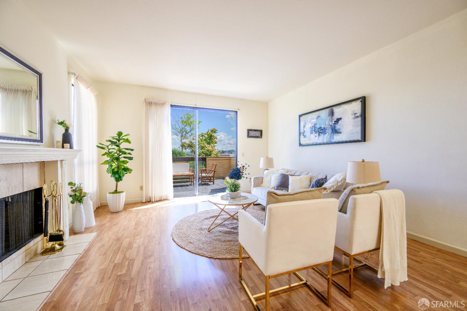 Detail Gallery Image 13 of 64 For 3370 Longview Ct, San Pablo,  CA 94806 - 3 Beds | 2/1 Baths