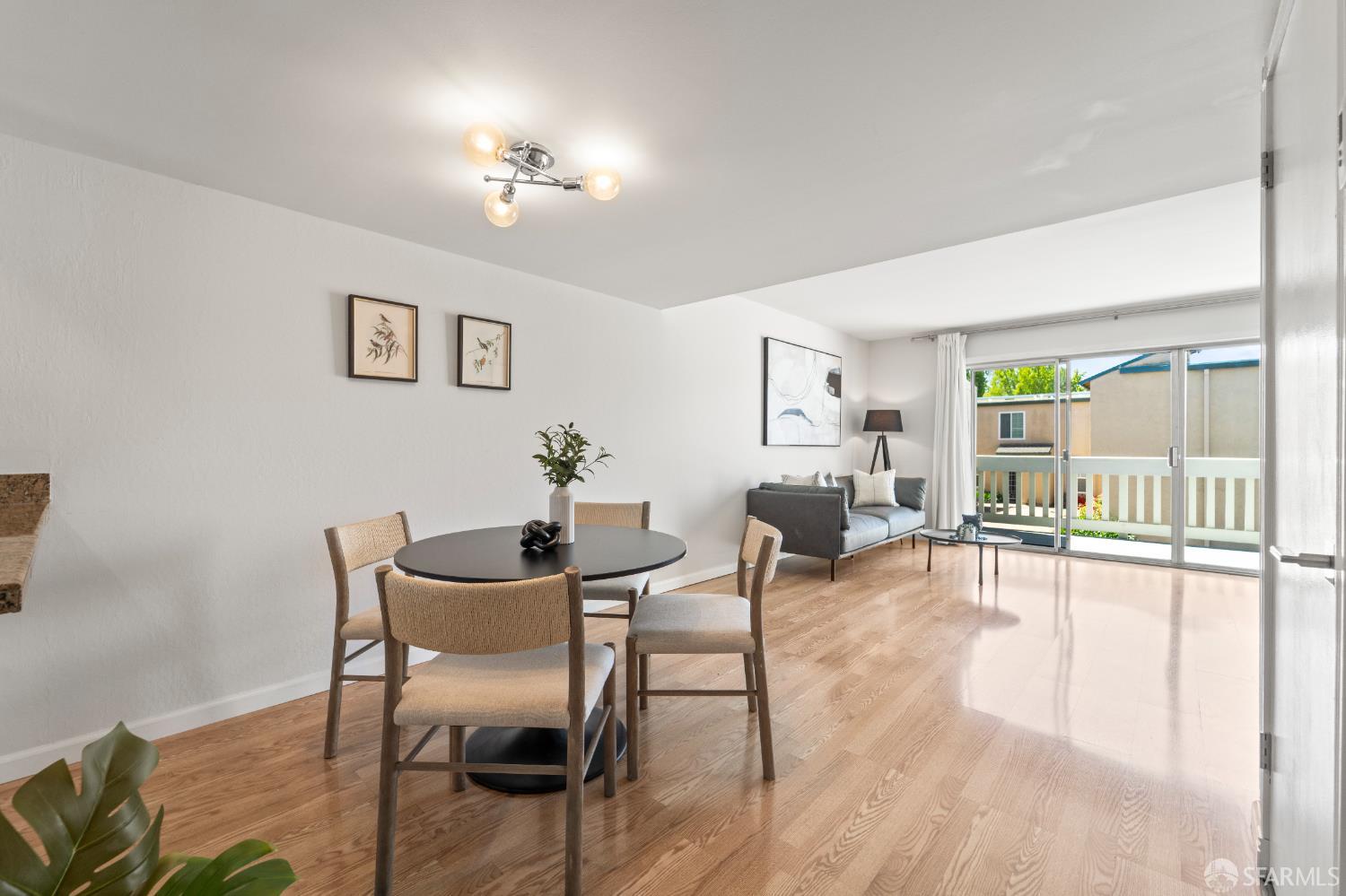 Detail Gallery Image 8 of 53 For 3433 Norton Way #6,  Pleasanton,  CA 94566 - 2 Beds | 1/1 Baths
