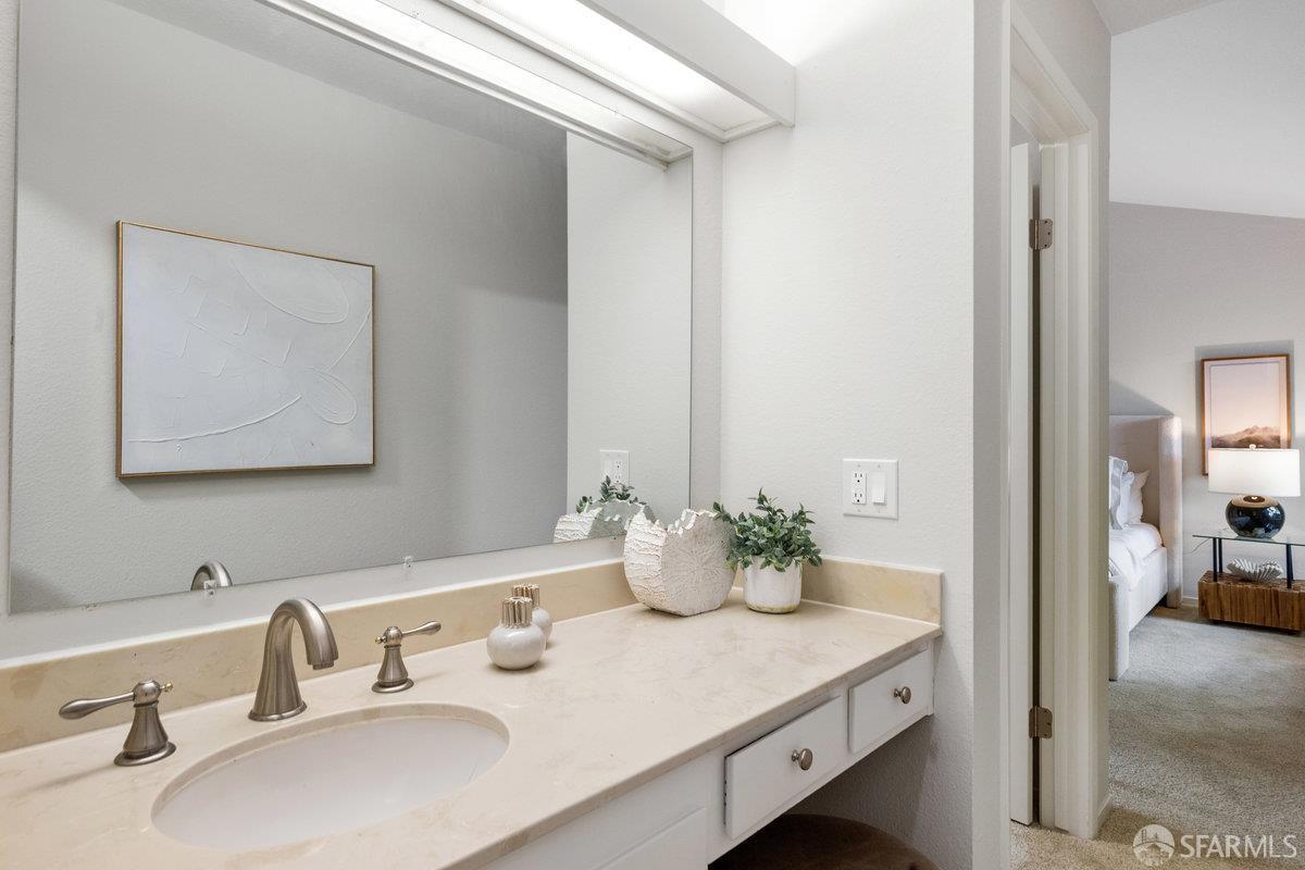 Detail Gallery Image 26 of 54 For 3349 Brittan Ave #12,  San Carlos,  CA 94070 - 3 Beds | 2 Baths