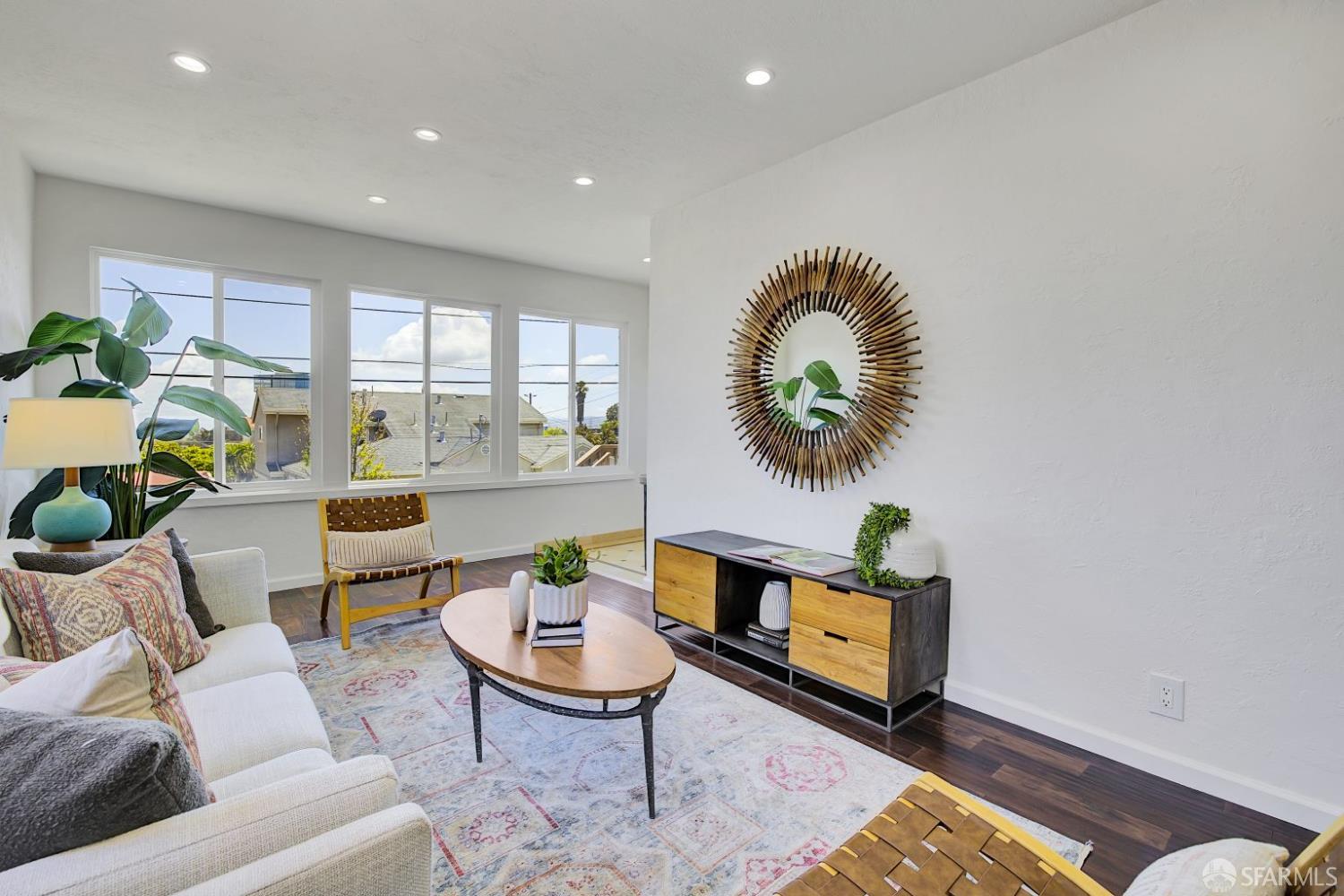 Detail Gallery Image 3 of 41 For 103 Green Ave, South San Francisco,  CA 94080 - 2 Beds | 2 Baths