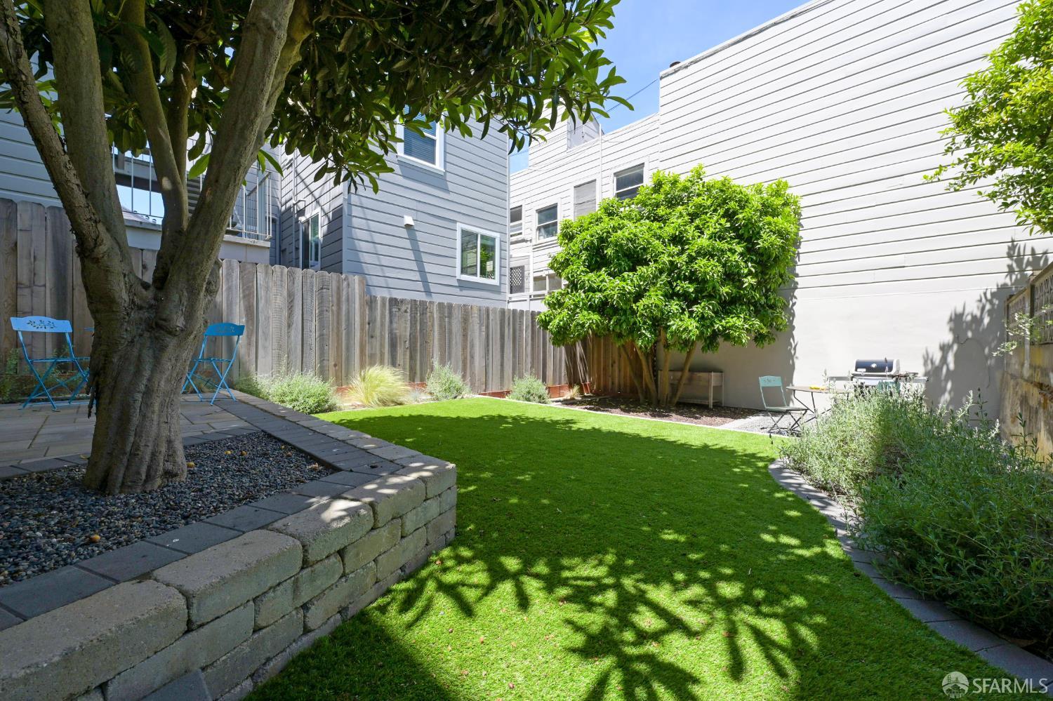 Detail Gallery Image 11 of 67 For 1680 Union St, San Francisco,  CA 94123 - – Beds | – Baths