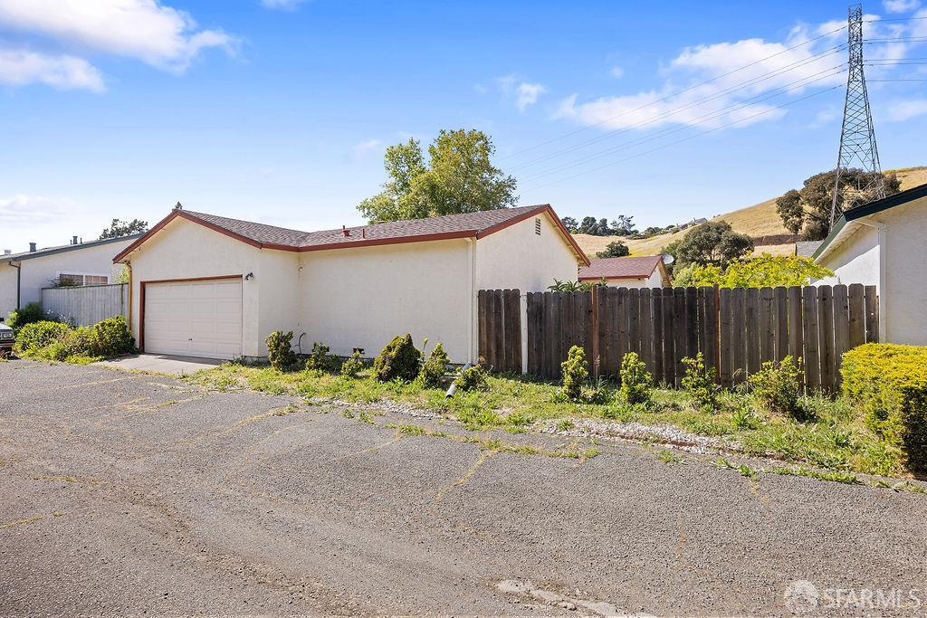Detail Gallery Image 34 of 34 For 2030 Sarah Dr, Pinole,  CA 94564 - 2 Beds | 2 Baths