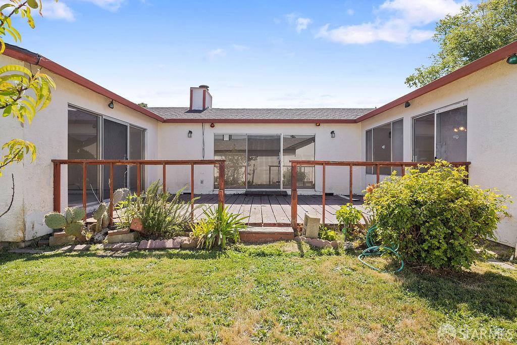 Detail Gallery Image 31 of 34 For 2030 Sarah Dr, Pinole,  CA 94564 - 2 Beds | 2 Baths